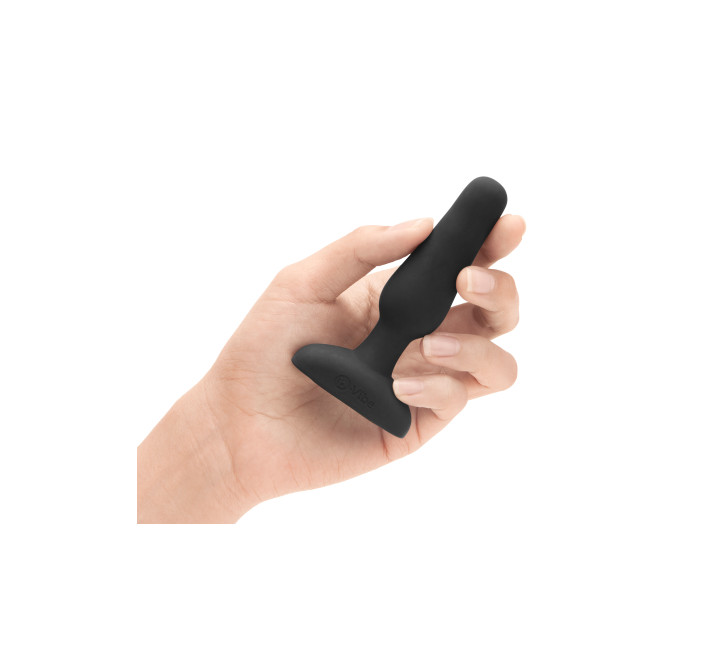 Анальная пробка с вибрацией и пультом B-Vibe Novice Plug черная