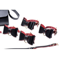 Набір БДСМ з дорожньою сумкою Master Series: Bow — Luxury BDSM Set With Travel Bag, 11 предметів Набір БДСМ з дорожньою сумкою Master Series: Bow — Luxury BDSM Set With Travel Bag, 11 предметів