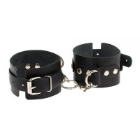 Наручники sLash Obediense, Smooth Black Наручники sLash Obediense, Smooth Black