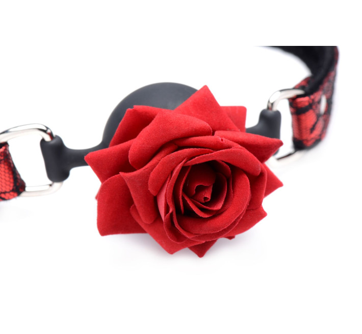 Кляп з трояндою Master Series: Eye-Catching Ball Gag With Rose, чорно-червоний