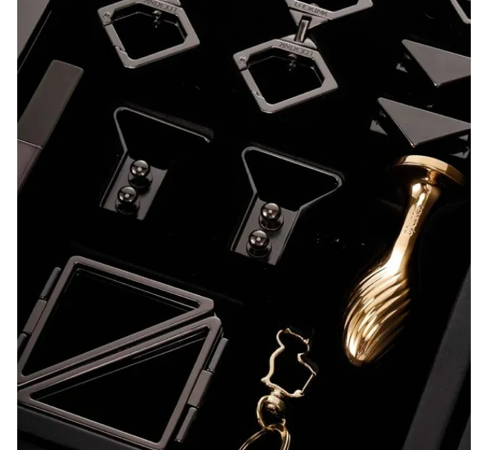 Чемодан БДСМ 14 предметов Lockink Черная