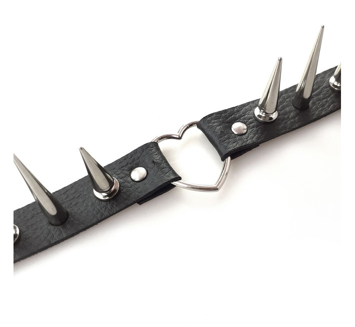 Чокер Серце з великими шипами, із натуральної шкіри Art of Sex - Crystal, колір Чорний