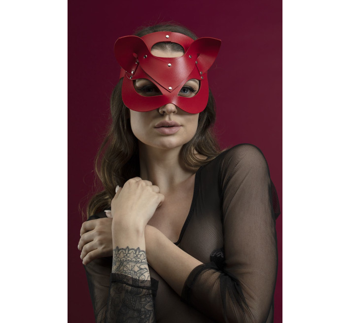 Маска кішки Feral Feelings Catwoman Mask червона