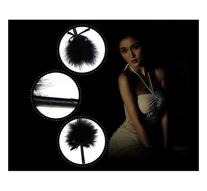 Набір БДСМ LoveToy Deluxe Bondage Kit (маска, наручники, пір'їнка)