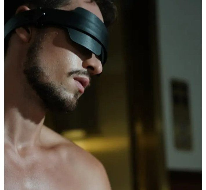 Маска на глаза кожаная Lockink черная