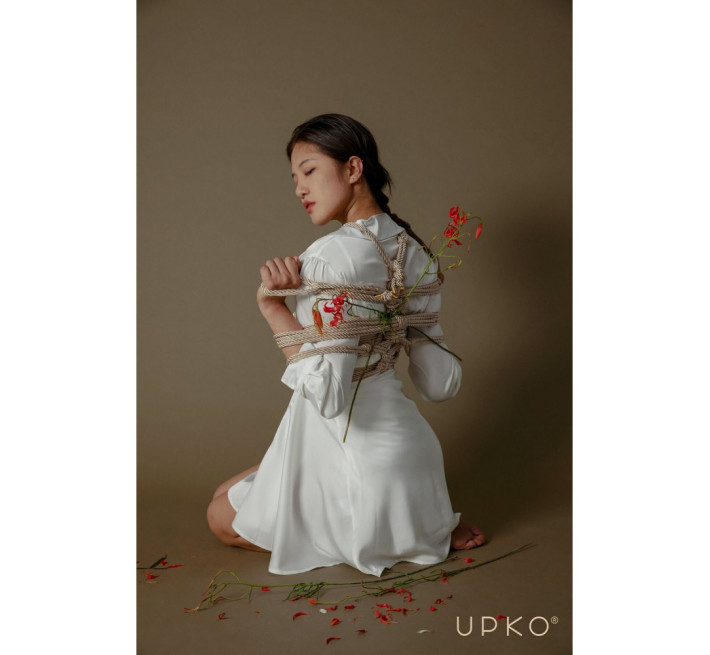 Мотузка для бондажу UPKO Restraint Bondage vope 10м Золота