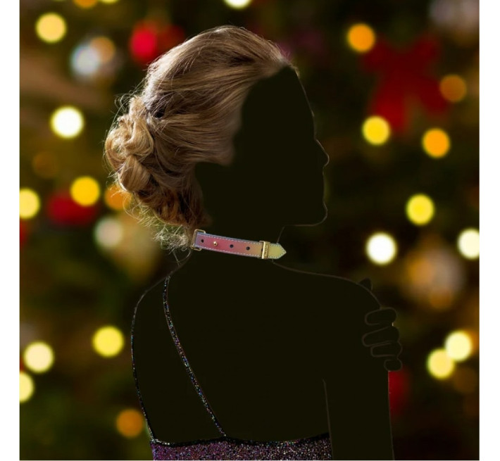 Чокер с золотыми буквами SMD со стразами Lockink Sevanda, кожаный, разноцветный