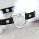 Ошейник DS Fetish с кольцом-сердечком и белым мехом