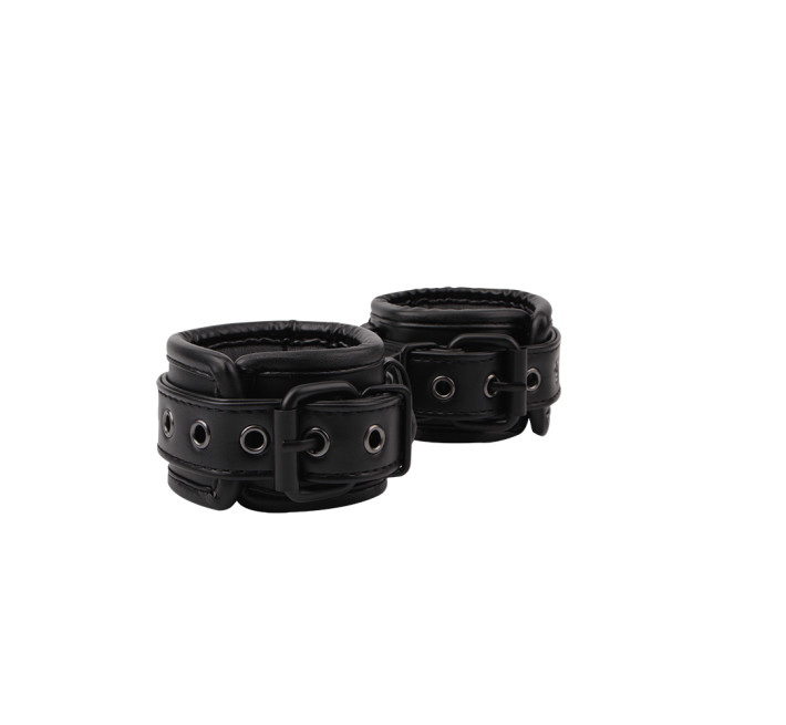 Наручники Chisa Deluxe Wrist Restraint Cuffs
