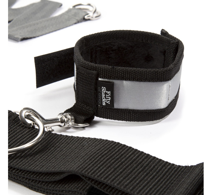 Хрестоподібна ремінна система для фіксації до ліжка Fifty Shades of Grey Замрі