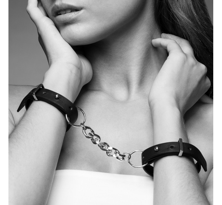 Наручники Bijoux Indiscrets MAZE Thin Handcuffs Чорні