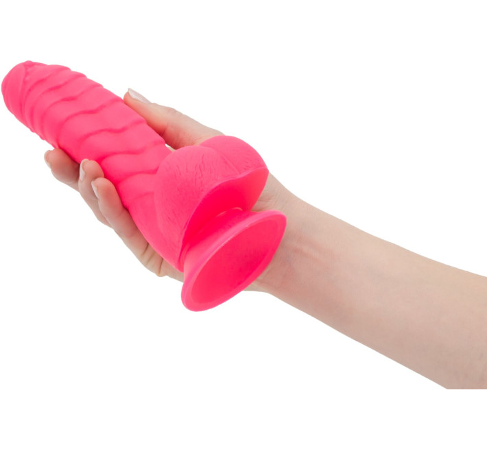 Ребристий фалоімітатор на присосці ADDICTION — Tom 7″ Dildo With Balls — Pink, віброкуля в подарунок