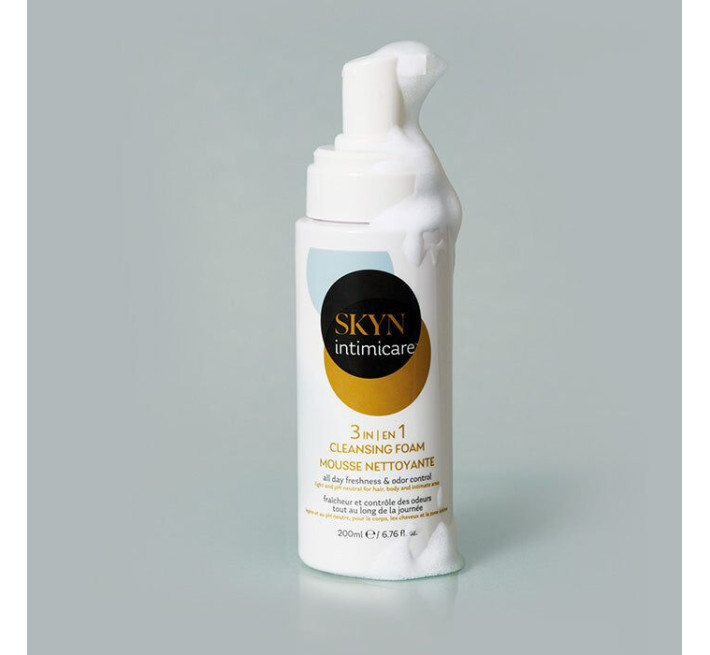 Піна для інтимного догляду SKYN Intimicare 3 in 1 Cleansing Foam 200 мл