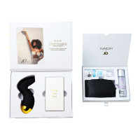 Подарунковий набір Svakom Anniversary Box: вакуумний стимулятор, стрічки, маска, лубрикант, спрей Подарунковий набір Svakom Anniversary Box: вакуумний стимулятор, стрічки, маска, лубрикант, спрей