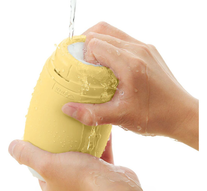 Мастурбатор TENGA PUFFY Custard Yellow, ультрамягкий материал, многоразовый, сквозной