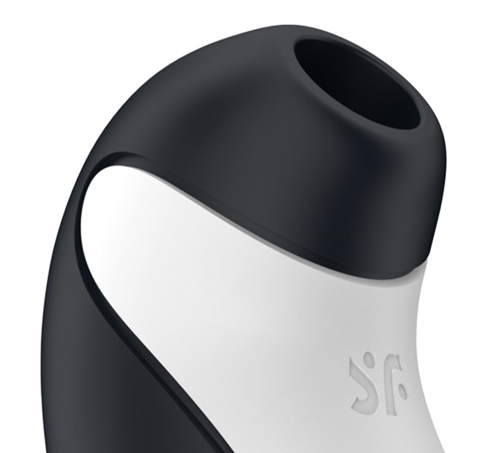 Вакуумный стимулятор с вибрацией Satisfyer Orca