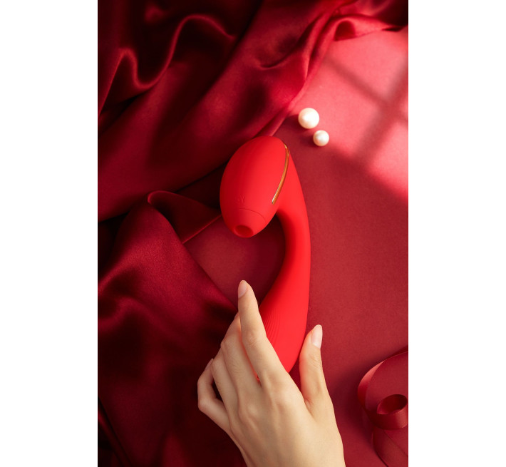 Вакуумный вибратор Kisstoy Tina с подогревом