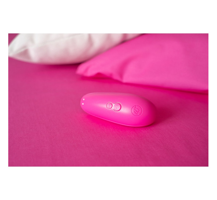 Вакуумний стимулятор клітора Womanizer Starlet 3 Pink