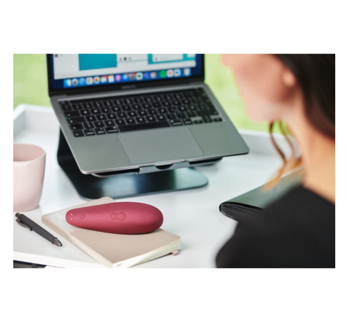 Вакуумный стимулятор клитора Womanizer Classic 2 Bordeaux