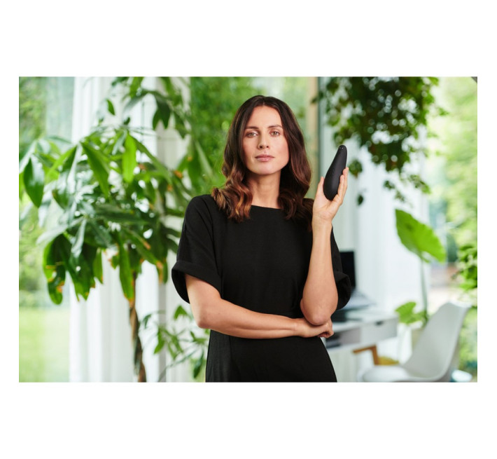 Вакуумный стимулятор клитора Womanizer Classic 2 Black