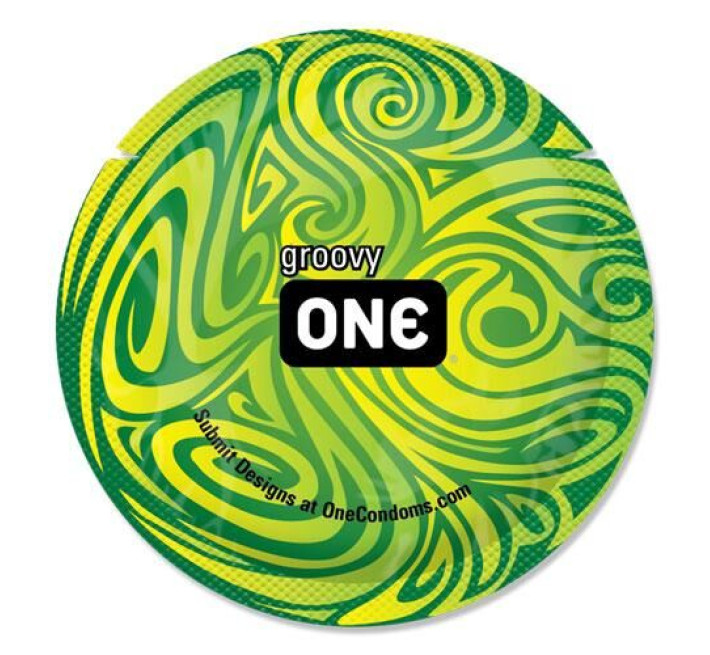 ONE Glowing Pleasures, 1 шт, светится в темноте, со смазкой