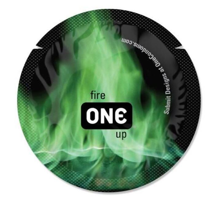 ONE Glowing Pleasures, 1 шт, светится в темноте, со смазкой