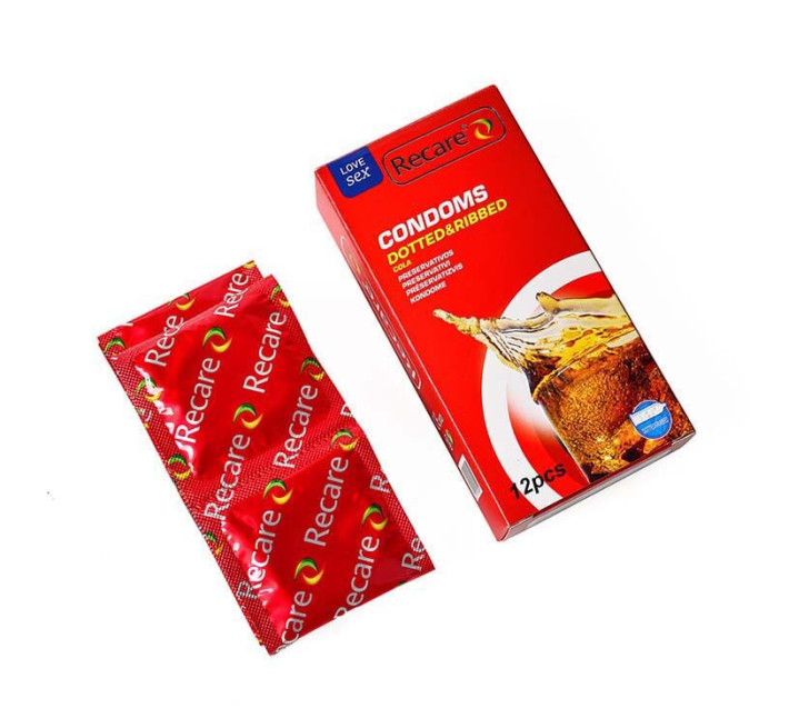 Recare Cola Dotted&Ribbed Condoms 12 шт, з пухирцями та ребрами, аромат: Кола