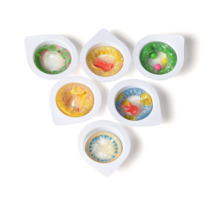 Recare Spike Condom Orange (з вусиками та шипами)